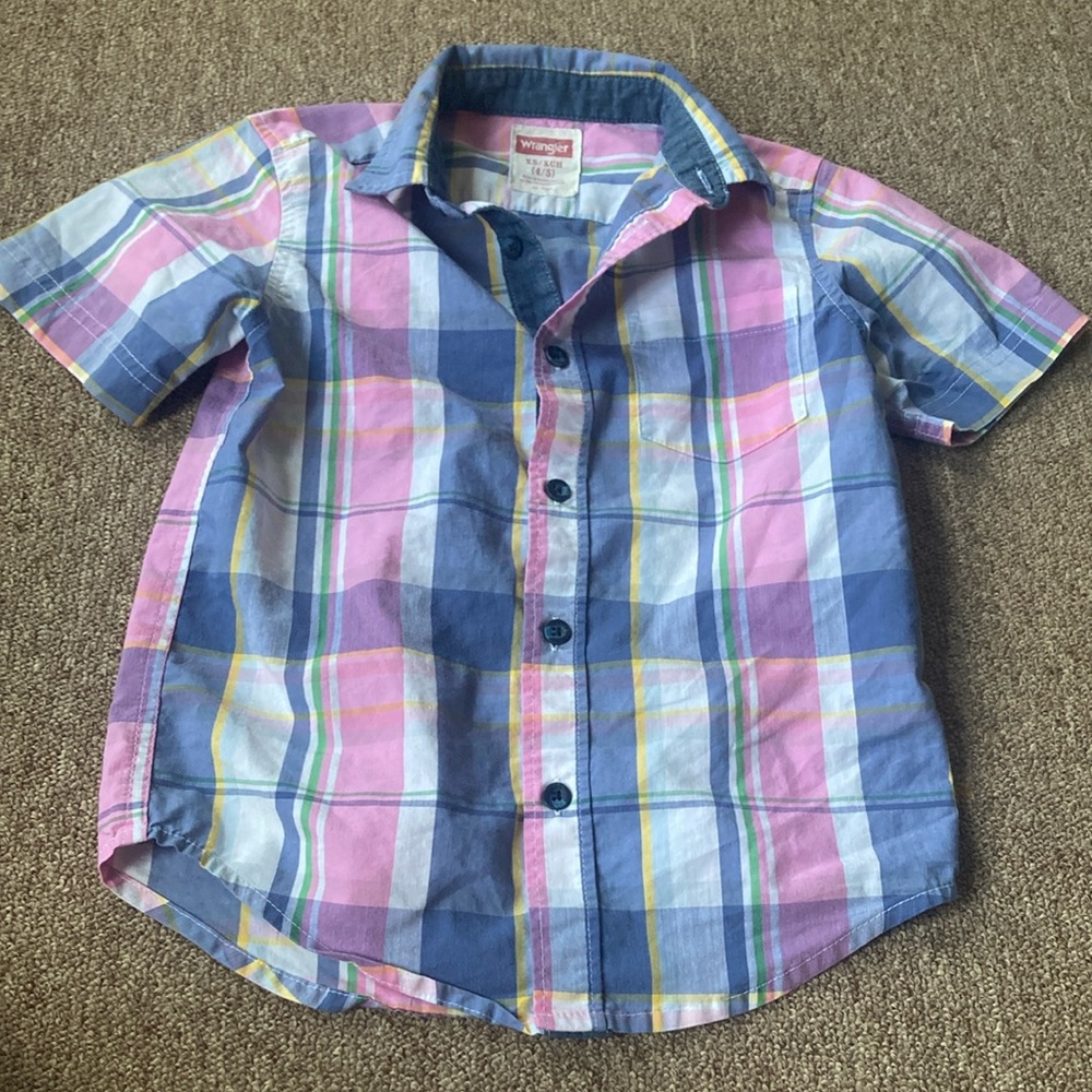 Wrangler Blue and Pink Button Down Shirt